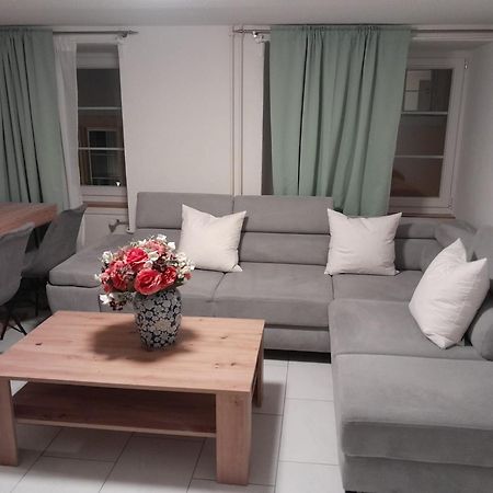 Lindas Apartment Schmidgasse 6 チューリッヒ エクステリア 写真